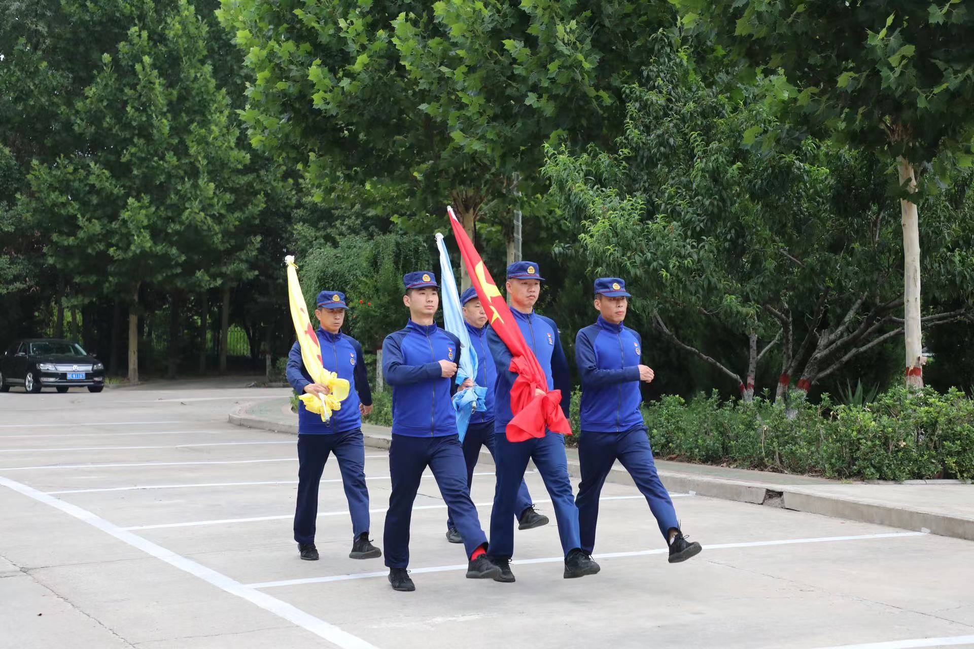 盛大举行纪念建党103周年升旗仪式