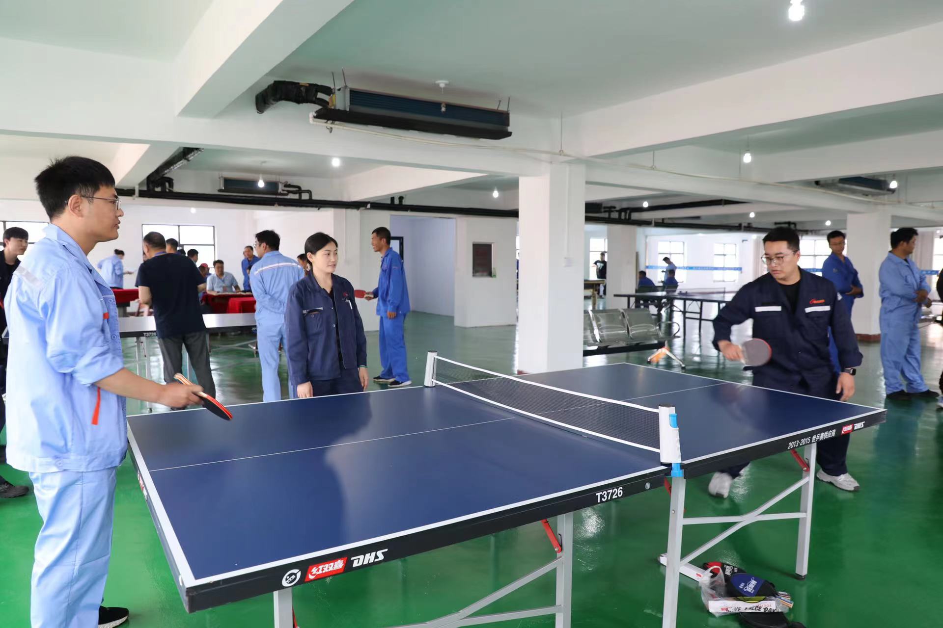 QG刮刮乐集团职工运动中心揭牌仪式暨夏日职工意见意义运动会